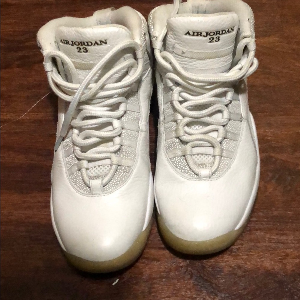 Jordan White OVO 10’s